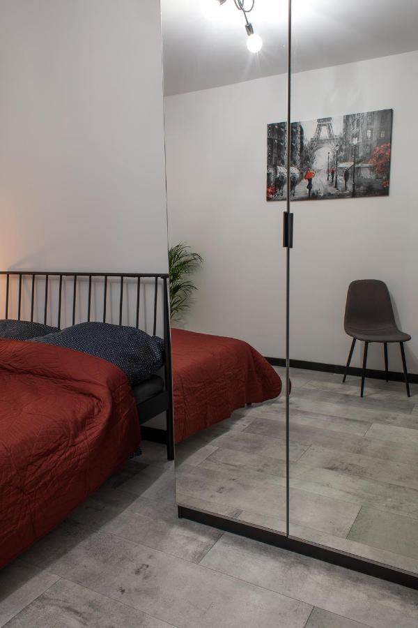 Apartament Black Loft Nysa Buitenkant foto