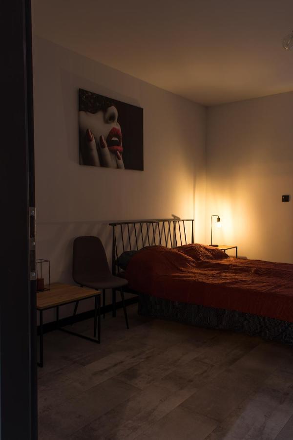 Apartament Black Loft Nysa Buitenkant foto